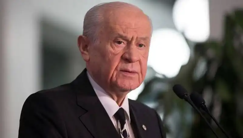 Bahçeli, Kurban Vekaletini Kızılay'a Vererek İhtiyaç Sahiplerine Destek Oldu