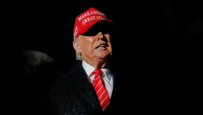 Yüksek Mahkeme'den Trump’a Kritik Yetki: Göçmenlerin Statülerini İptal Etme İzni