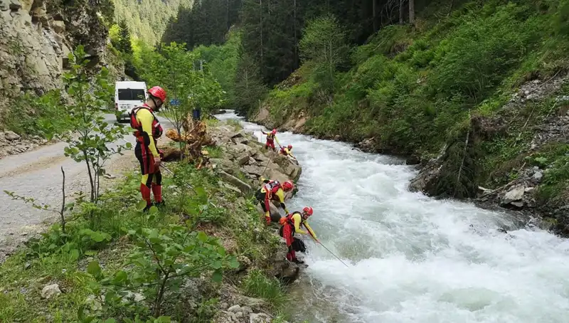 Trabzon'da Dereye Düşen Çocuğun Kayıp İfadesi ve Babası Hakkında Adli Kontrol