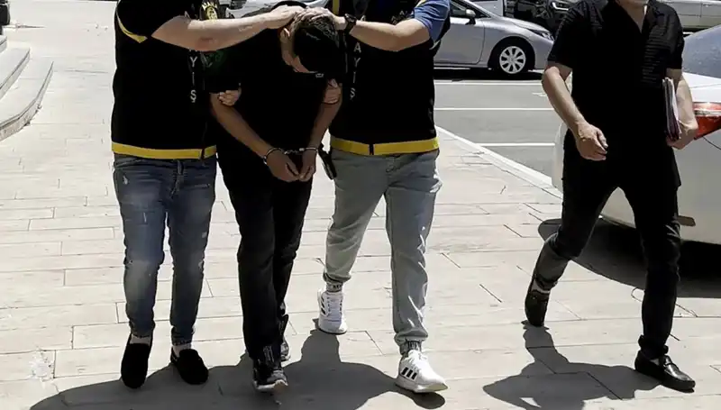 Mezarlıkta Faciaya Neden Olan Hırsız, Suçüstü Yakalandı
