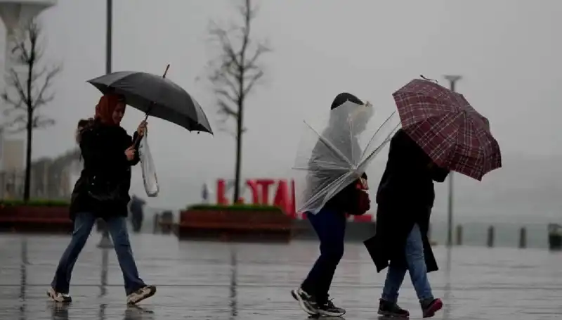 Meteorolojiden Kritik Uyarı: İki Bölge İçin Kuvvetli Sağanak Bekleniyor