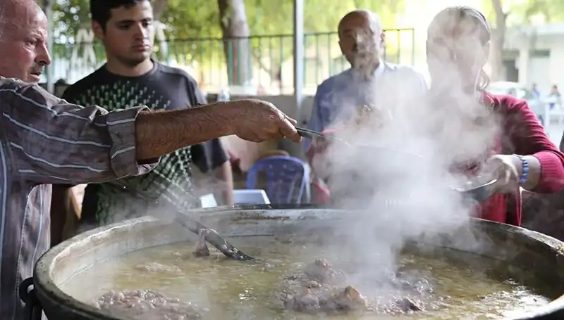 Gadir-i Hum Bayramı: Kutlama Mesajları ve Geleneksel Aktiviteler