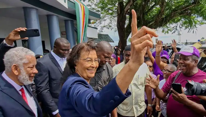 Surinam, İlk Kadın Devlet Başkanı ile Tarih Yazdı