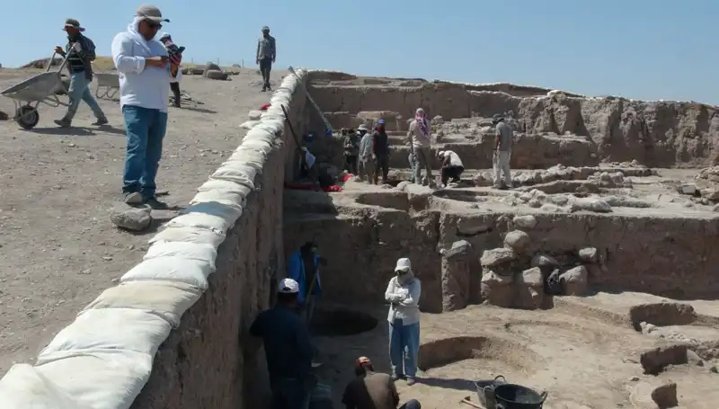 Kilis'teki Oylum Höyük Kazısında Sıcaklara Rağmen Heyecan Verici Gelişmeler