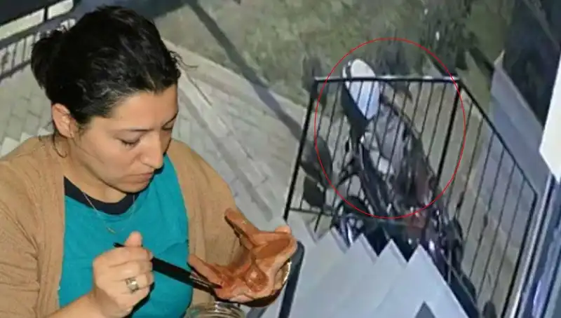 Genç Kadının 5. Kattan Düşerek Hayatını Kaybetmesi Şüpheleri Arttırdı