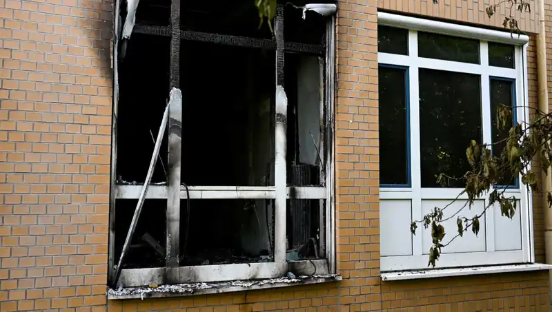 Almanya'daki Hastanede Çıkan Yangın: Üç Kişi Hayatını Kaybetti