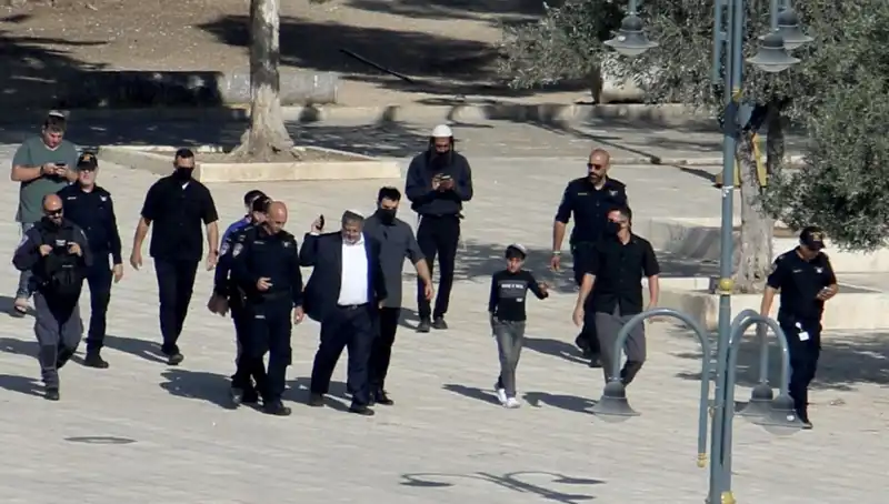 İsrailli Bakan Mescid-i Aksa’ya Yapılan Baskını Açıkladı, Gerginlik Tırmanıyor